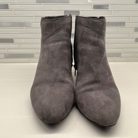 Size 7 grey Adeelah booties - Picture 1 of 5